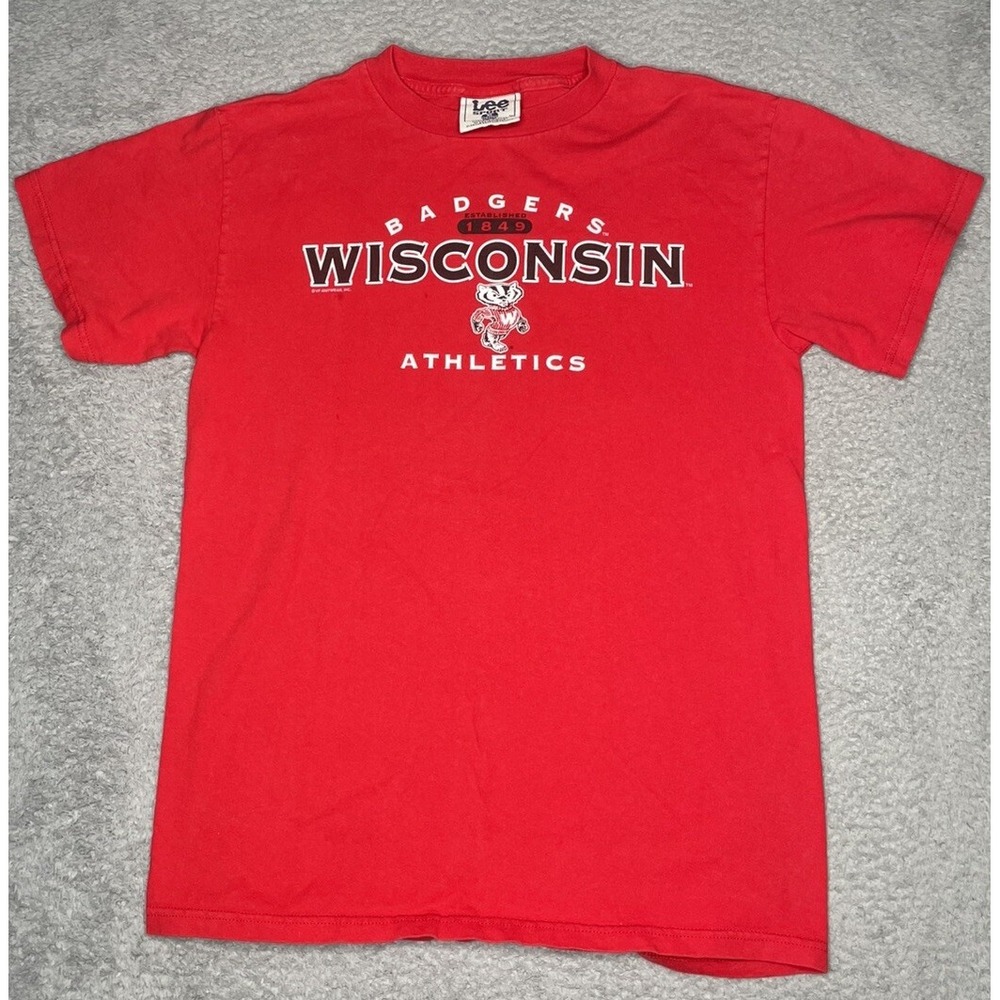 Vintage Wisconsin‎ Badgers Athletics Shirt Youth XL Red Short Sleeve Mascot